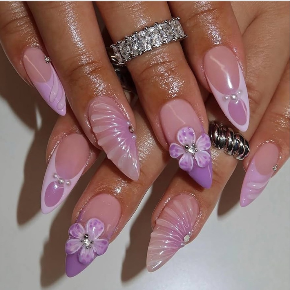 Elegant‎ Pink and Purple Nail Art